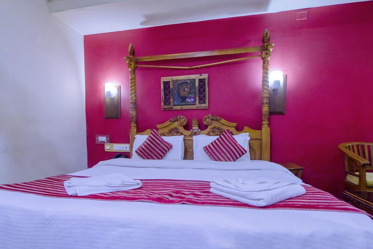 Hotel Windsor Castle Салем Экстерьер фото